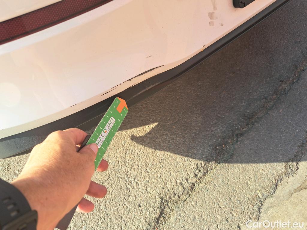  Volkswagen  Golf  VOLKSWAGEN / 2020 / 5P / berlina con portón Life 2.0 TDI 85kW (115CV) #17