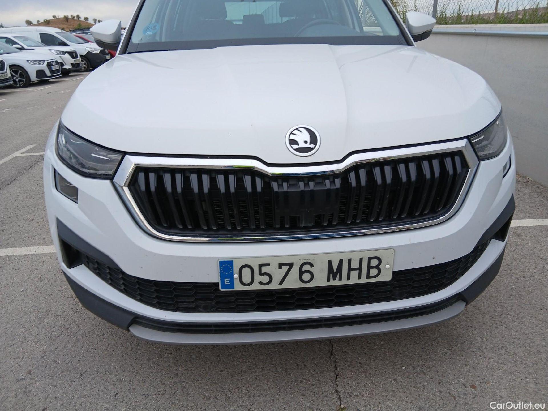  Skoda  Kodiaq SKODA  / 2021 / 5P / todoterreno 2.0 TDI 110KW (150cv) DSG 4x4 Ambition #8