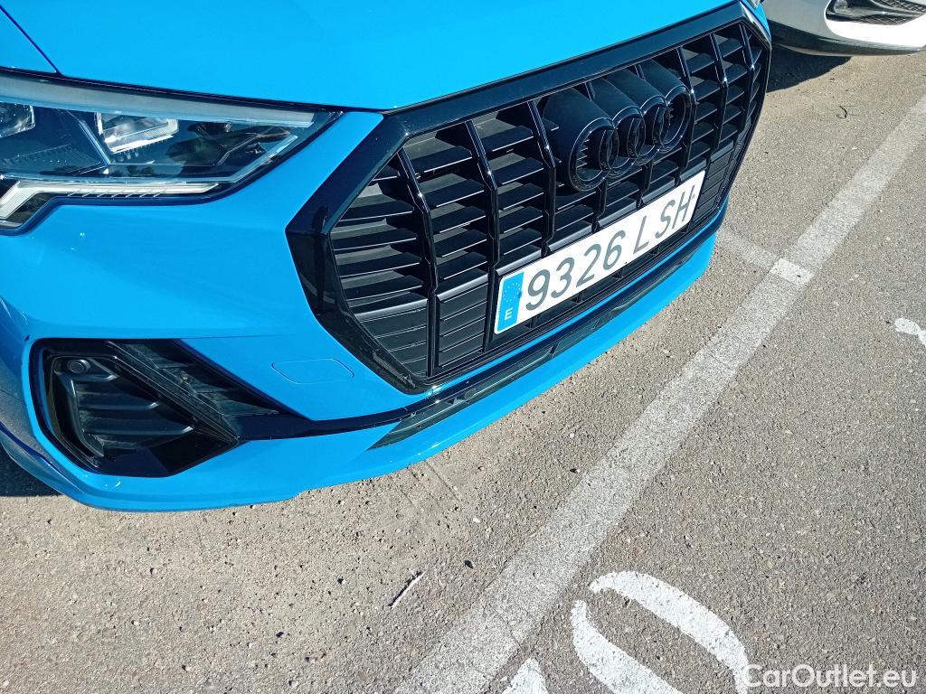  Audi  Q3 AUDI  / 2018 / 5P / todoterreno 45 TFSI e 180kW S tronic Black Line #30