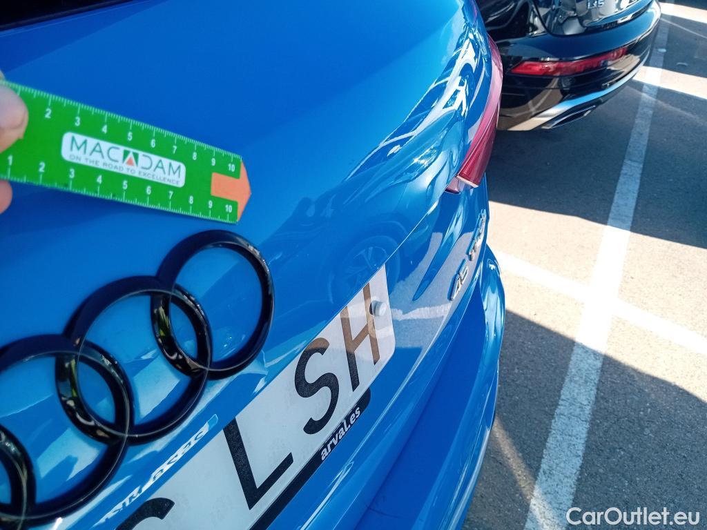  Audi  Q3 AUDI  / 2018 / 5P / todoterreno 45 TFSI e 180kW S tronic Black Line #4