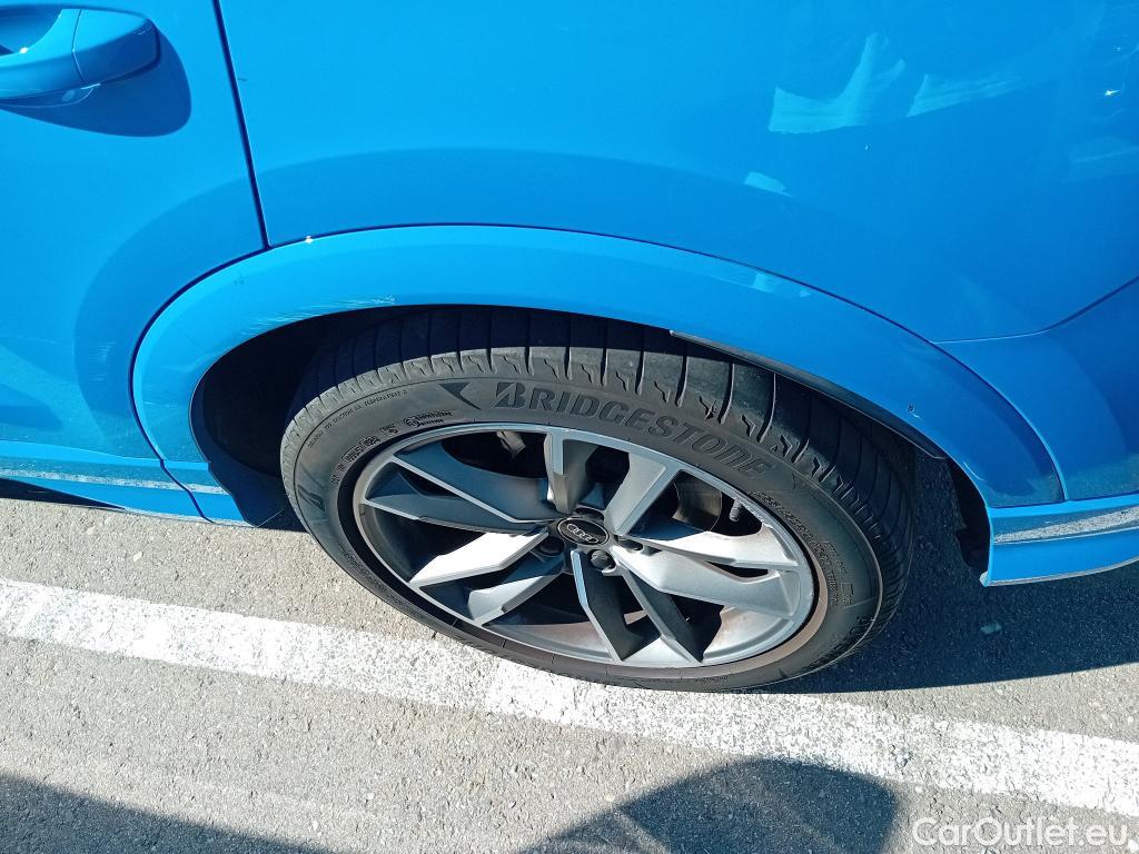  Audi  Q3 AUDI  / 2018 / 5P / todoterreno 45 TFSI e 180kW S tronic Black Line #44