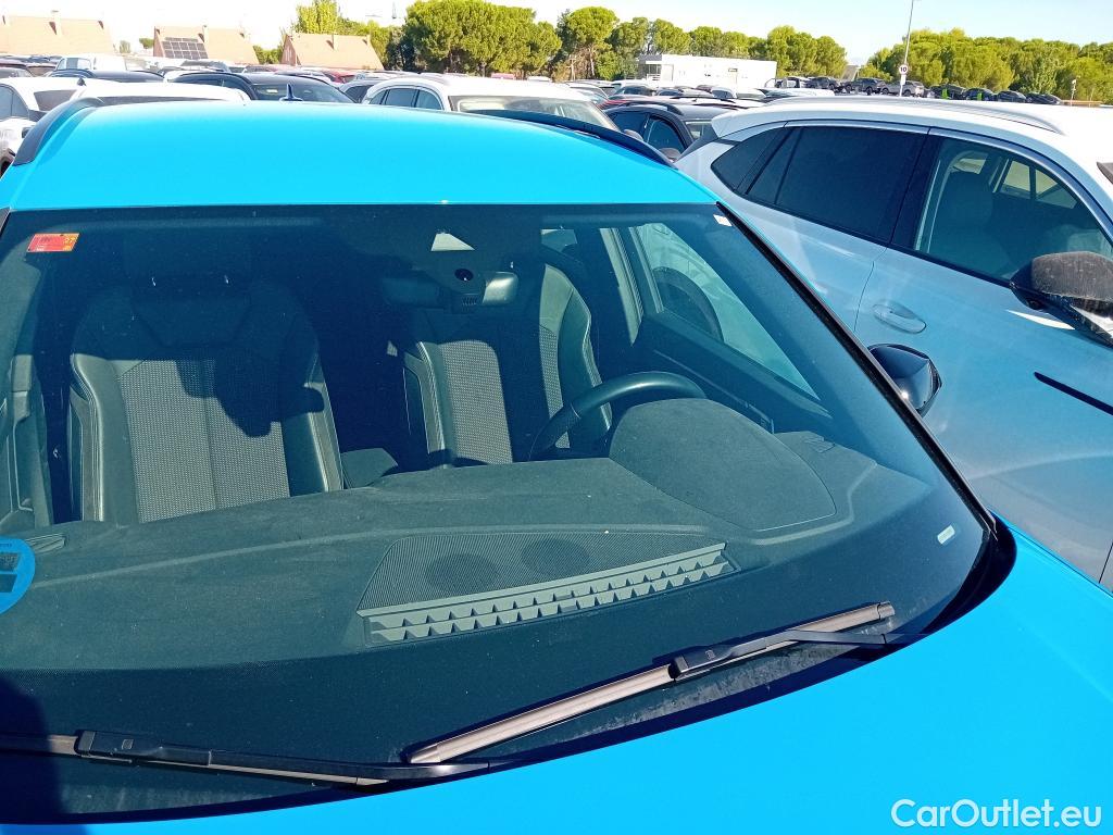  Audi  Q3 AUDI  / 2018 / 5P / todoterreno 45 TFSI e 180kW S tronic Black Line #1
