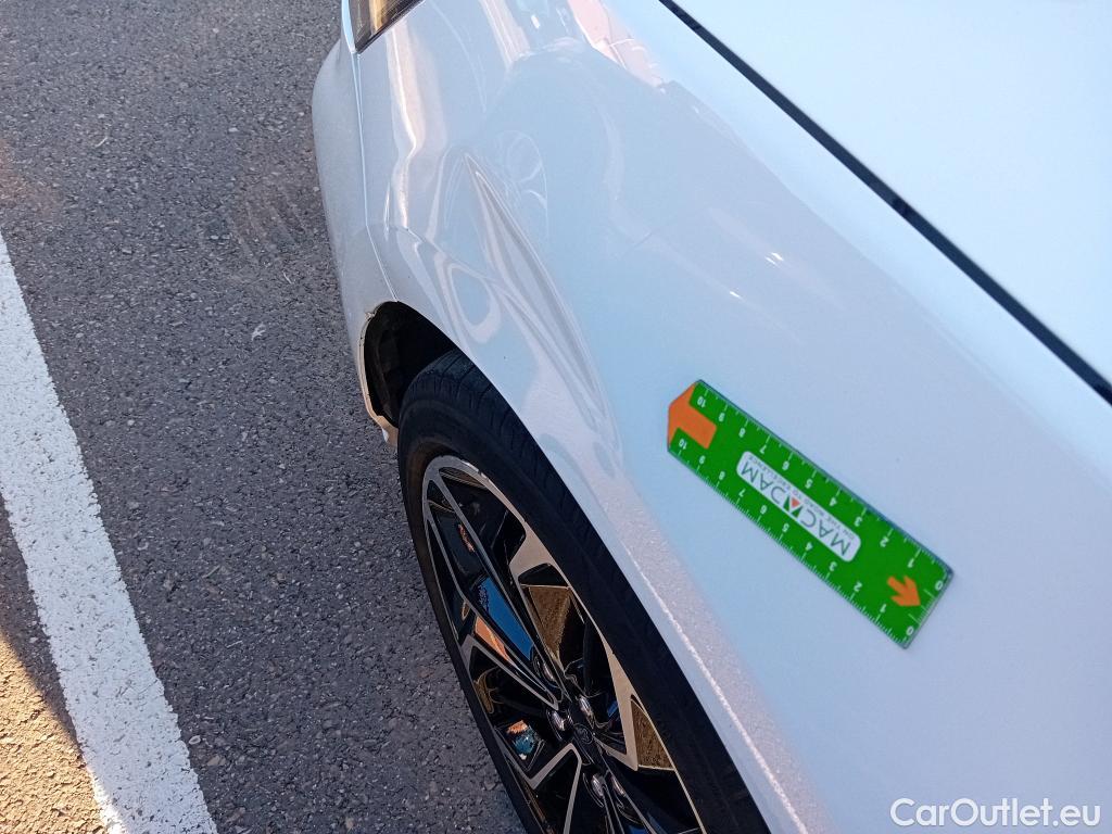  Ford  Focus FORD  / 2018 / 5P / berlina con portón 1.0 Ecoboost MHEV 92kW ST-Line #10