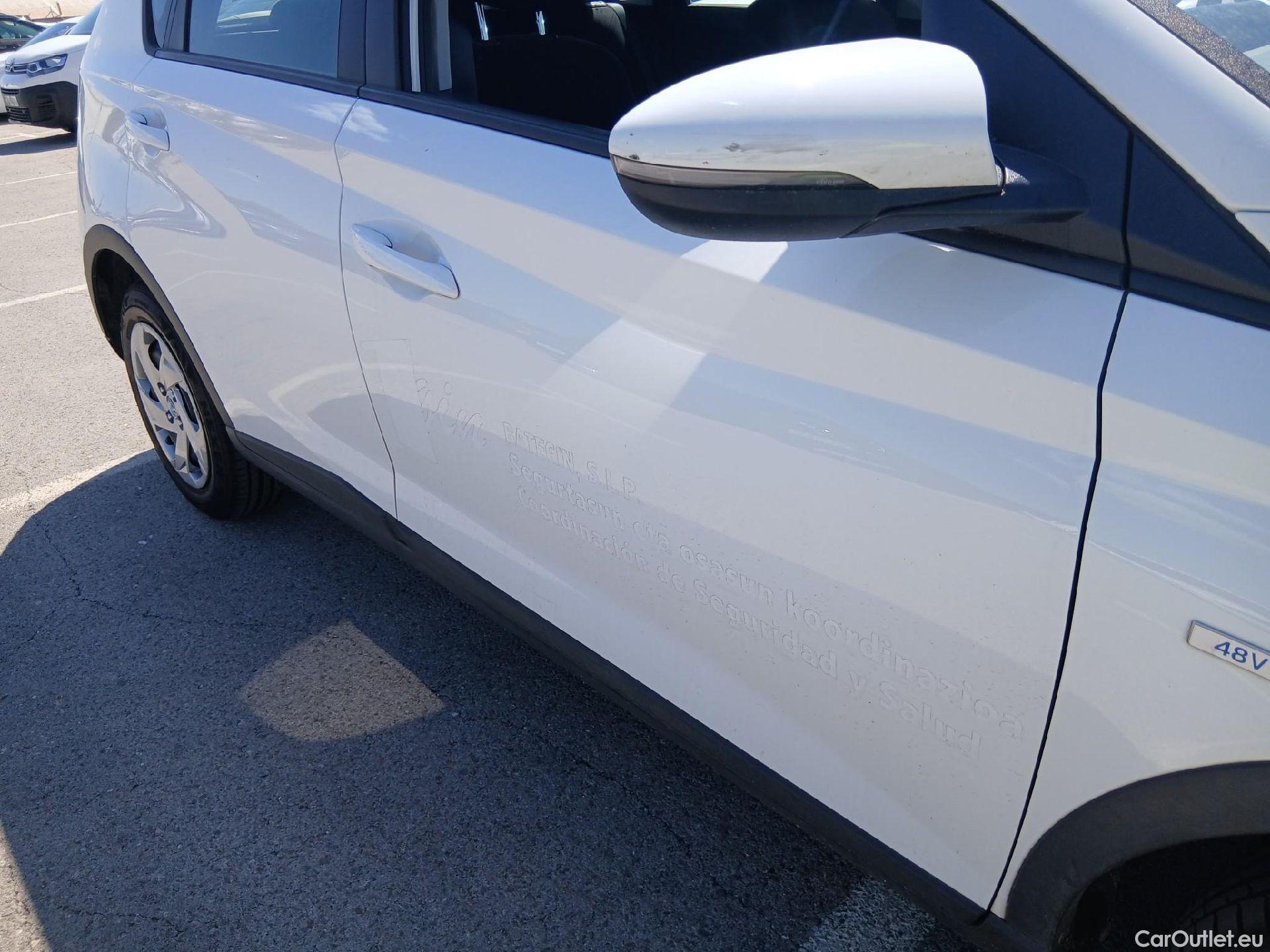  Hyundai  Bayon HYUNDAI  / 2021 / 5P / todoterreno 1.0 TGDI 74kW (100CV) 48V Klass #42