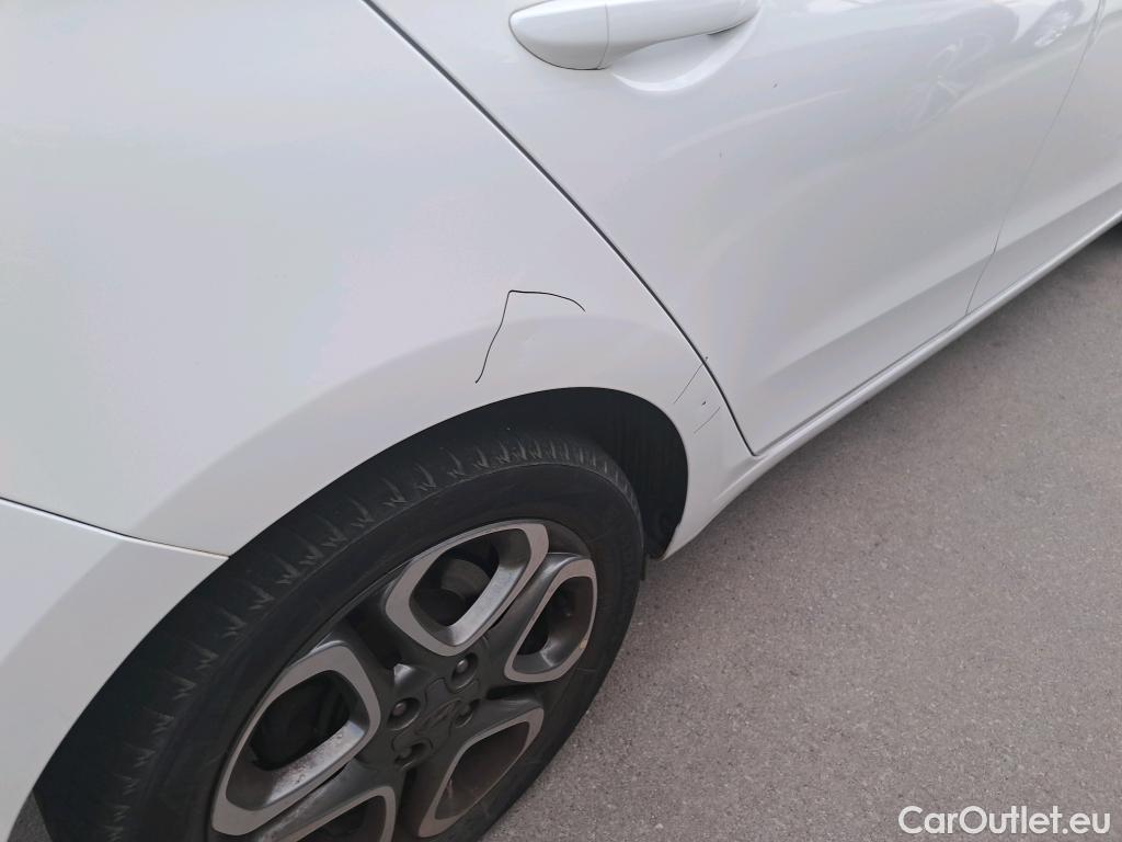  Hyundai  i20 HYUNDAI  / 2018 / 5P / berlina con portón 1.0 TGDI 74kW (100CV) Tecno LE DCT(SP) #8