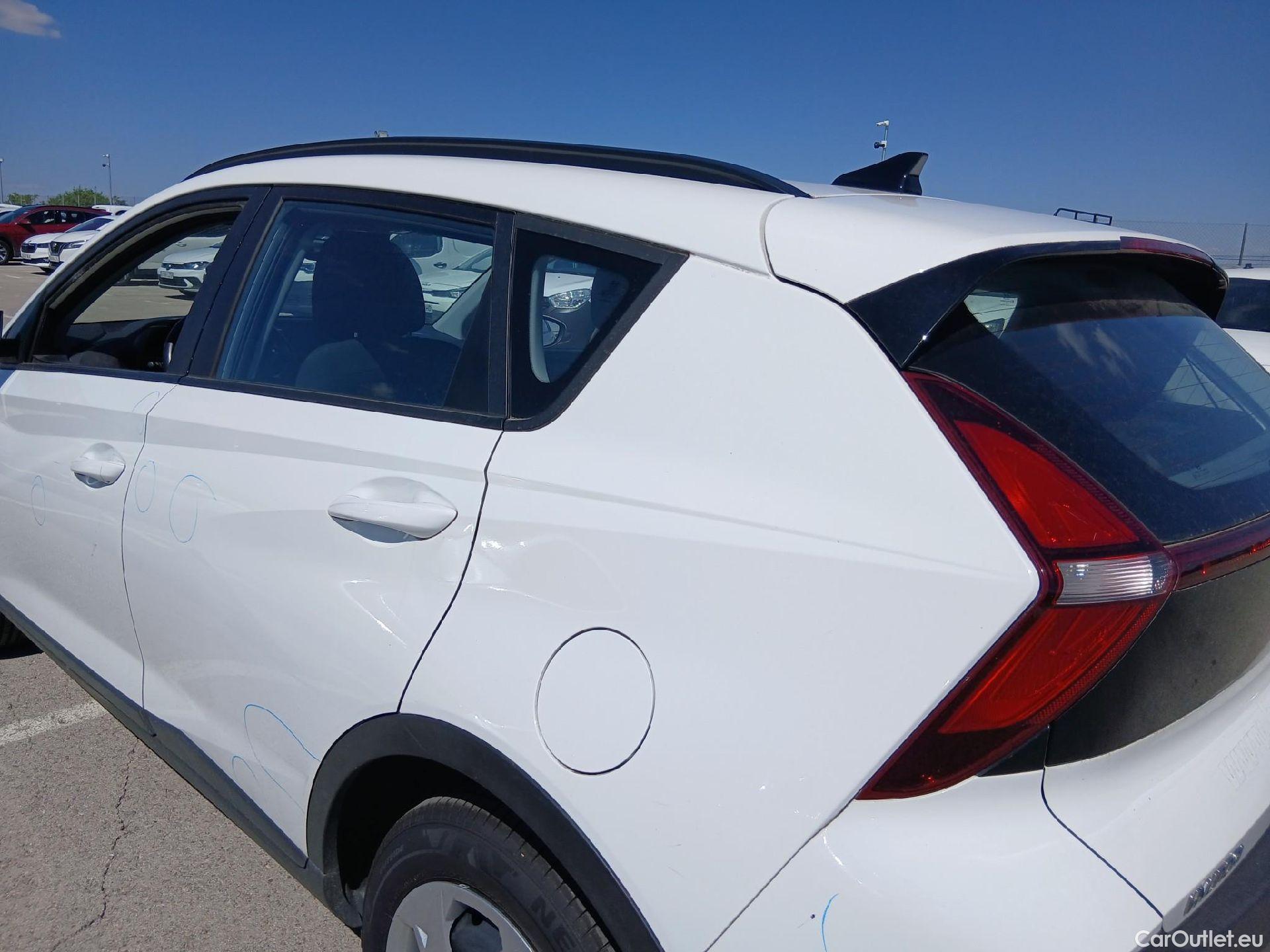  Hyundai  Bayon HYUNDAI  / 2021 / 5P / todoterreno 1.0 TGDI 74kW (100CV) 48V Klass #26