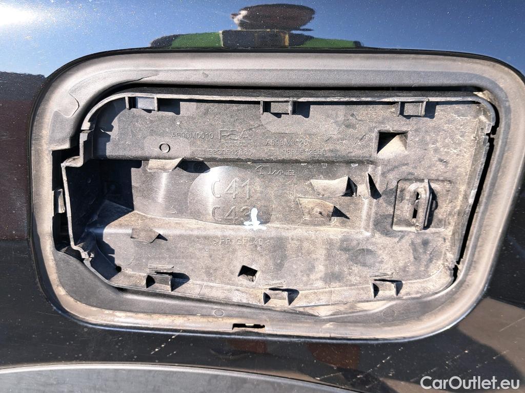  Citroen  C4 CITROEN  / 2020 / 5P / berlina con portón BlueHdi 130 S&S EAT8 Shine #22