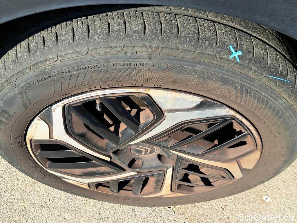  Citroen  C4 CITROEN  / 2020 / 5P / berlina con portón BlueHdi 130 S&S EAT8 Shine #1