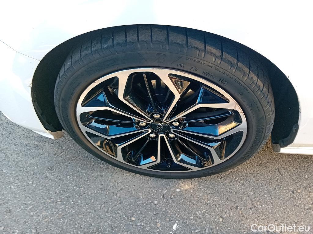  Ford  Focus FORD  / 2018 / 5P / berlina con portón 1.0 Ecoboost MHEV 92kW ST-Line #14