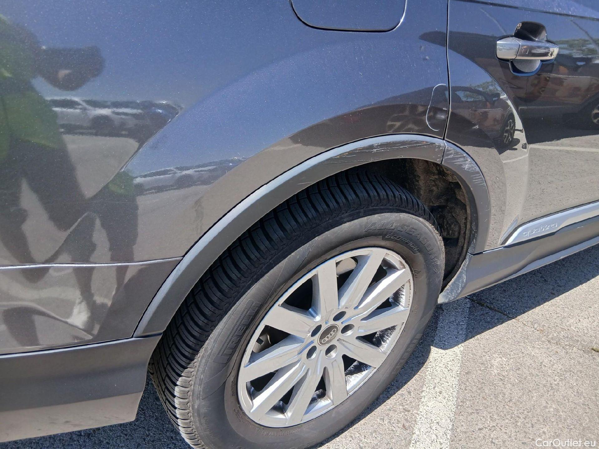  Audi  Q7 AUDI  / 2019 / 5P / todoterreno 45 TDI 170kW (232CV) quattro tiptronic #47