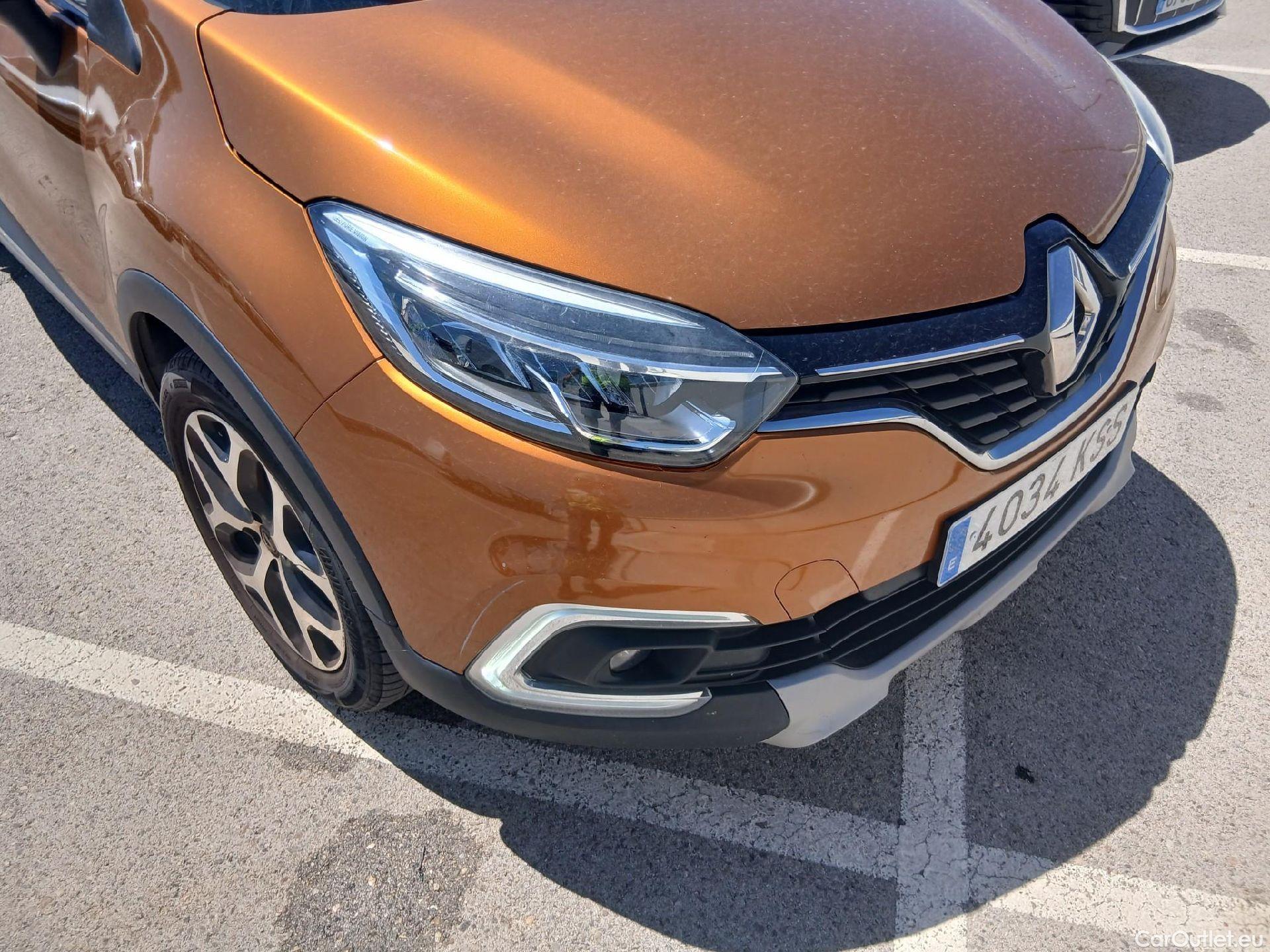  Renault  Captur RENAULT  / 2017 / 5P / crossover Zen TCe 66kW (90CV) -18 #3