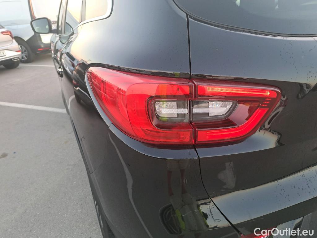  Renault  Kadjar RENAULT  / 2019 / 5P / crossover Zen GPF TCe 103kW (140CV) EDC (AC) #1
