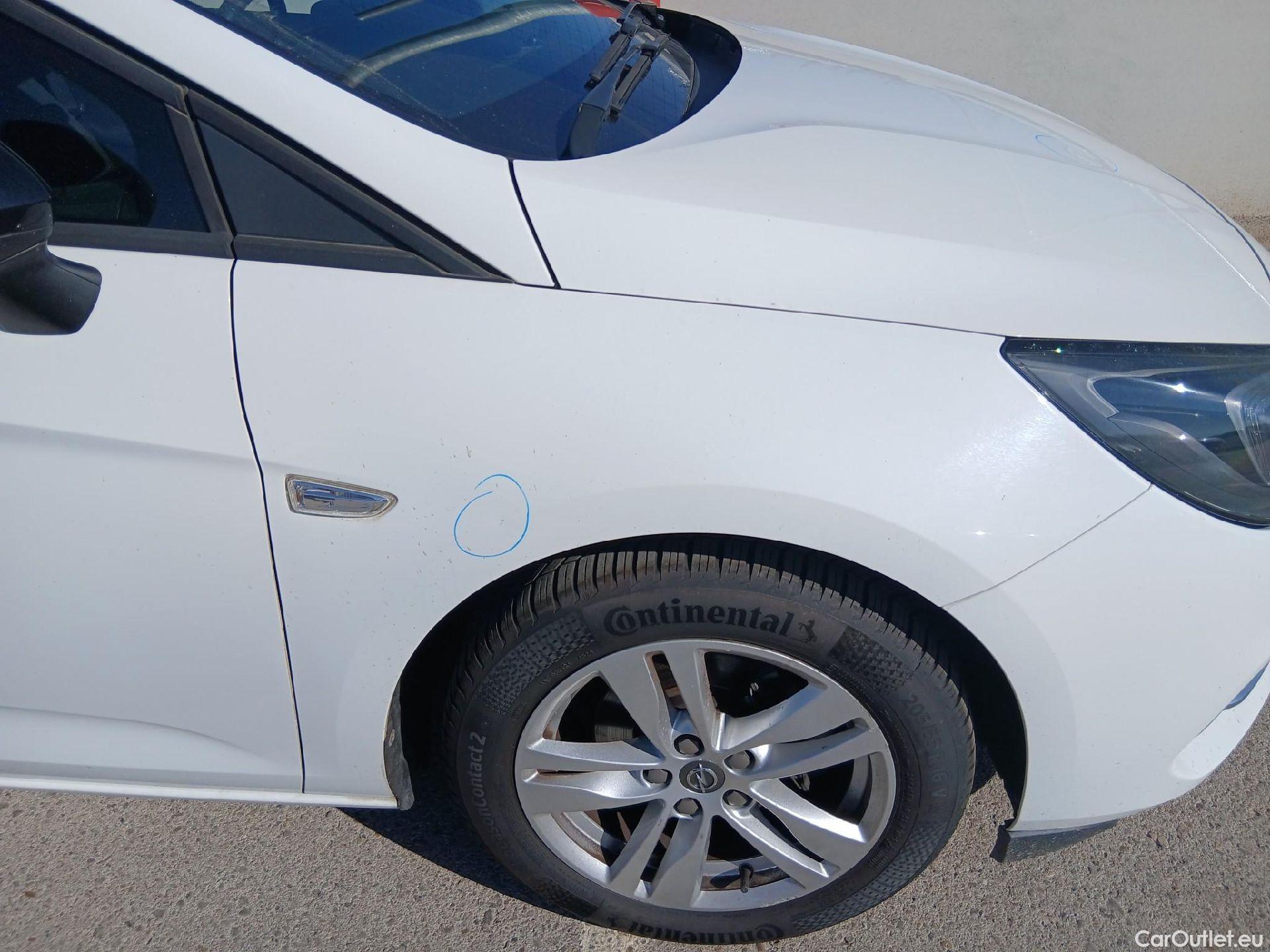  Opel  Astra OPEL  / 2019 / 5P / berlina con portón 1.5D DVC 77kW (105CV) Edition #46