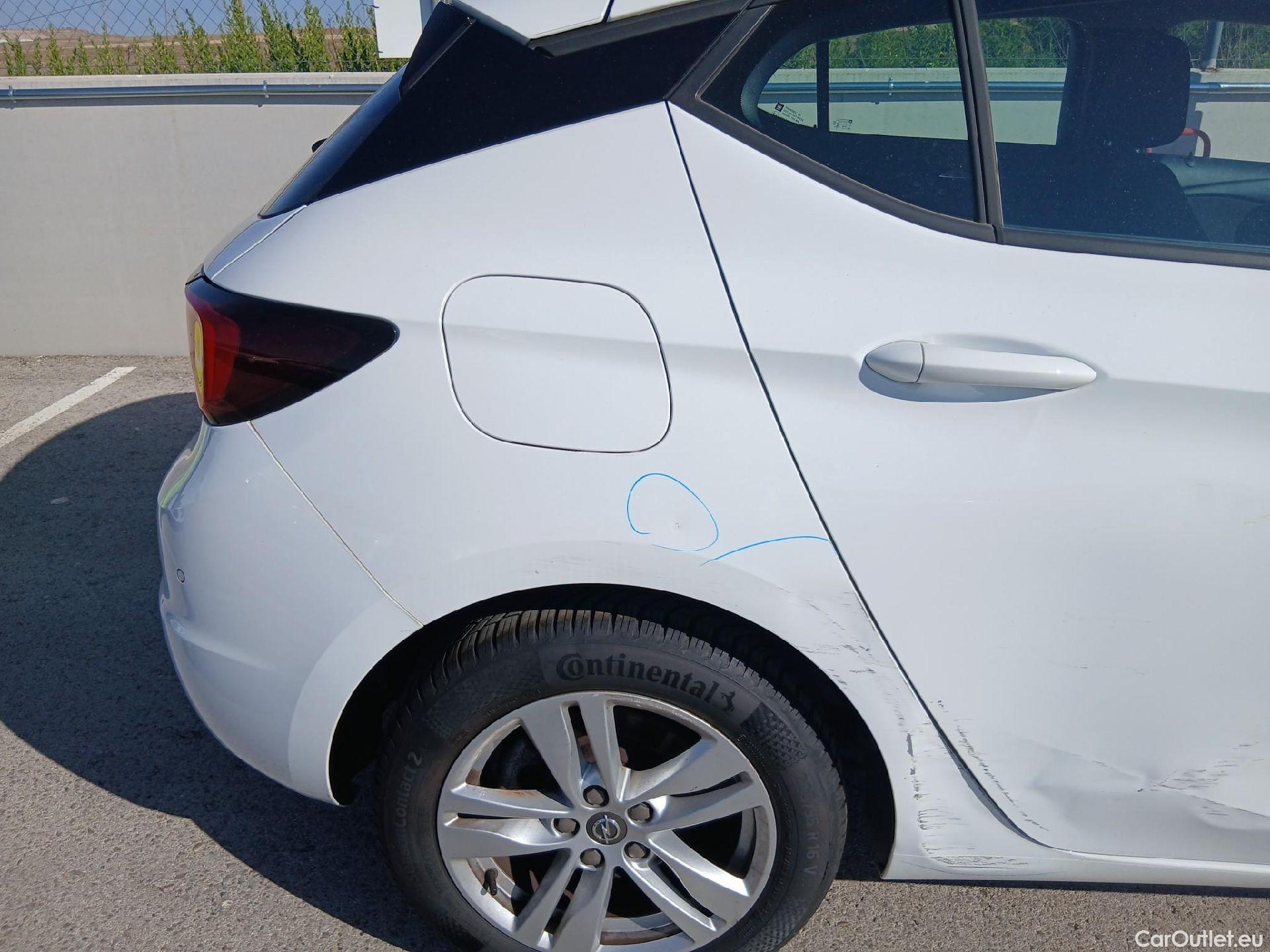  Opel  Astra OPEL  / 2019 / 5P / berlina con portón 1.5D DVC 77kW (105CV) Edition #29
