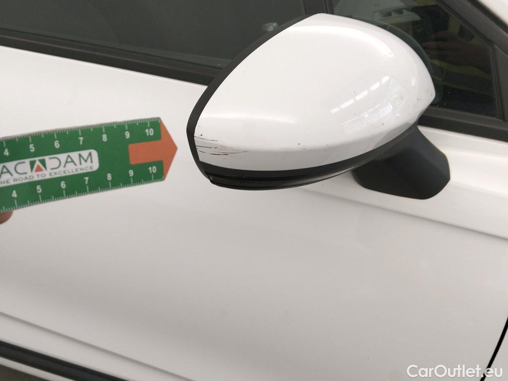  Renault  Clio RENAULT  / 2019 / 5P / berlina con portón Intens TCe 67 kW (91CV) (AC) #28