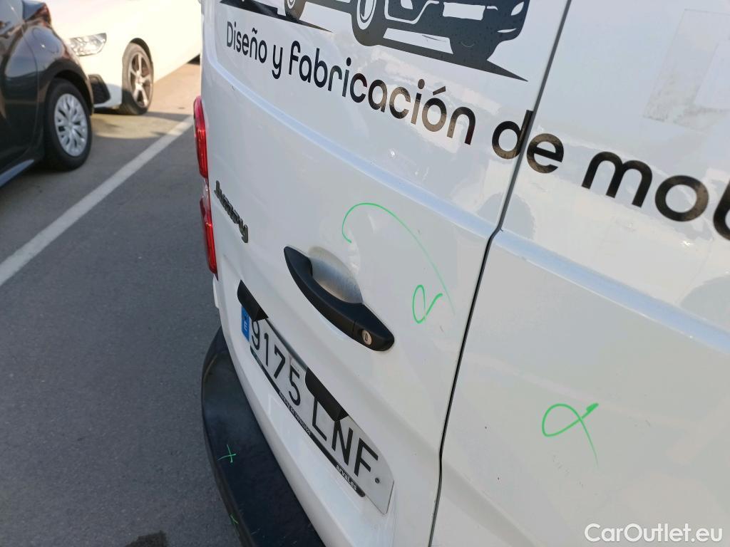  Citroen  Jumpy CITROEN  / 2016 / 4P / furgón Talla M BlueHDi 100 S&S 6v Control #9