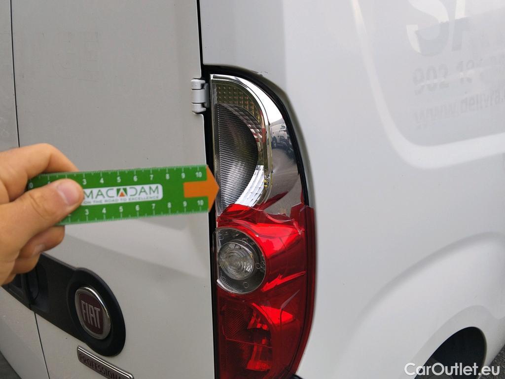  Fiat  Doblo FIAT Doblò Cargo/2015/3P/furgón derivado de turismo Cargo Base 1.6 Mjet 66kW (90CV) #7