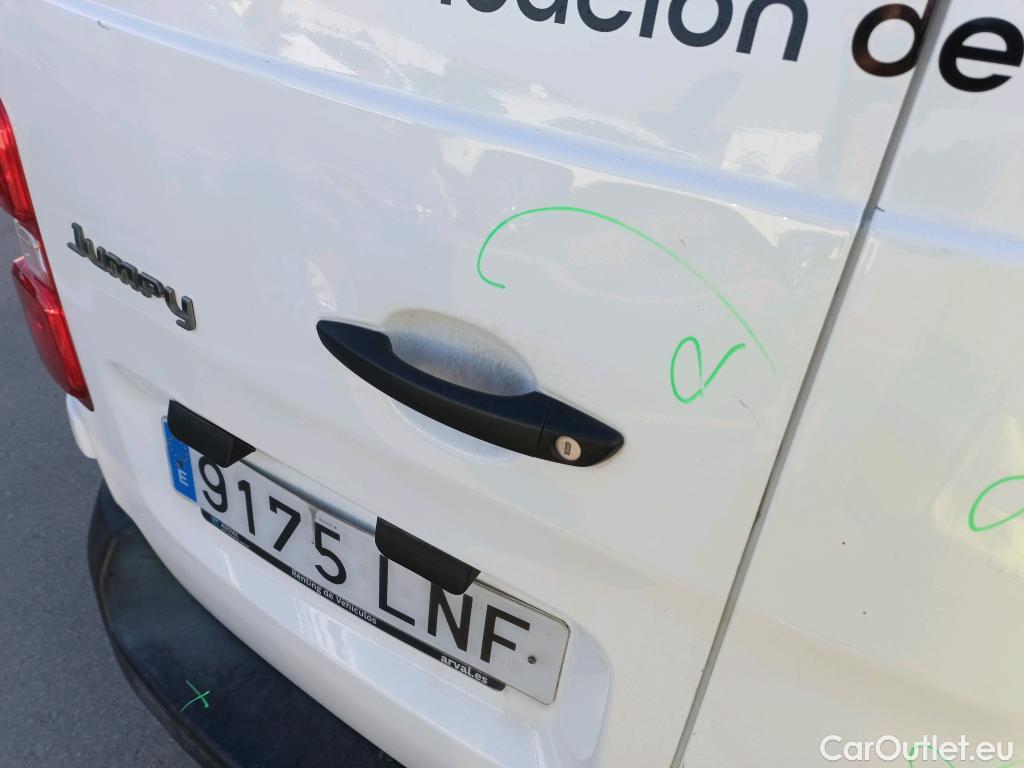  Citroen  Jumpy CITROEN  / 2016 / 4P / furgón Talla M BlueHDi 100 S&S 6v Control #10