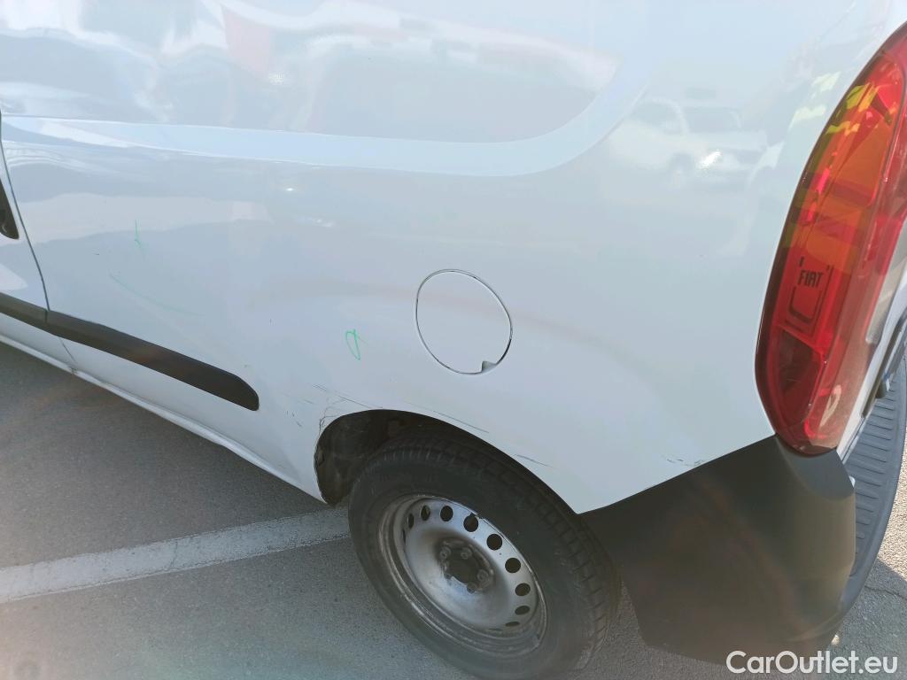  Fiat  Doblo FIAT Doblò Cargo/2015/3P/furgón derivado de turismo Cargo Base 1.3 Multijet 70kW (95CV) #5