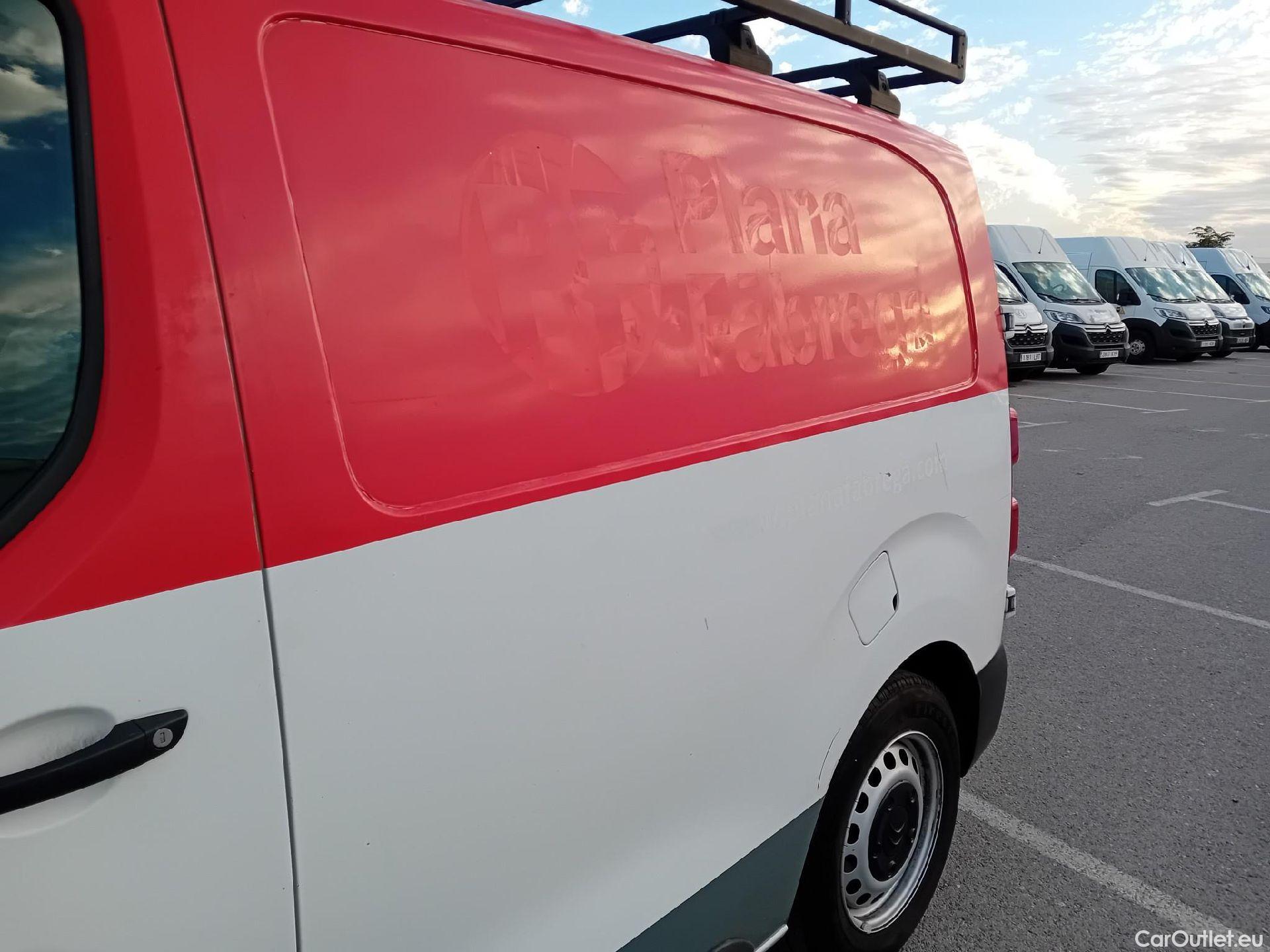  Citroen  Jumpy CITROEN  / 2016 / 4P / furgón Talla XS BlueHDi 100 S&S 6v Control #28