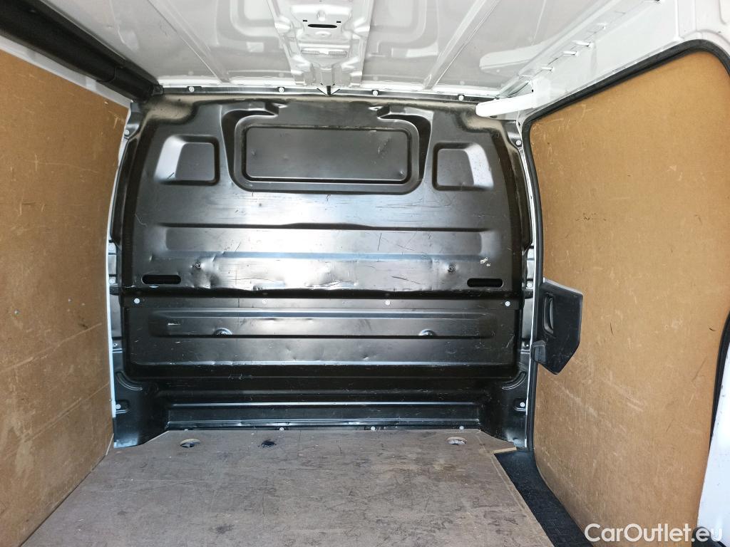  Citroen  Jumpy CITROEN  / 2016 / 4P / furgón Talla M BlueHDi 100 S&S 6v Control #17