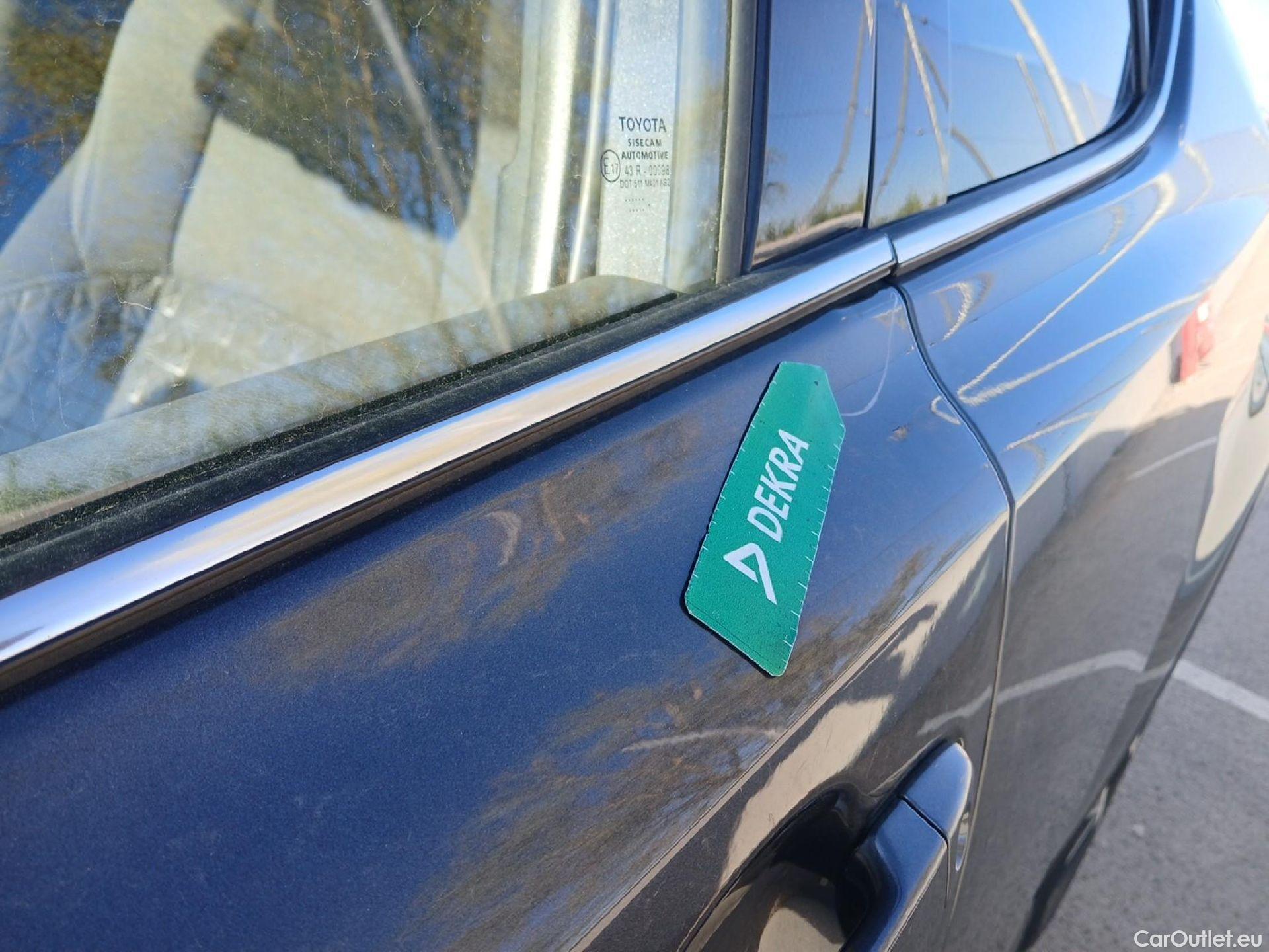  Toyota  C-HR TOYOTA  / 2019 / 5P / todoterreno 1.8 125H Advance #20