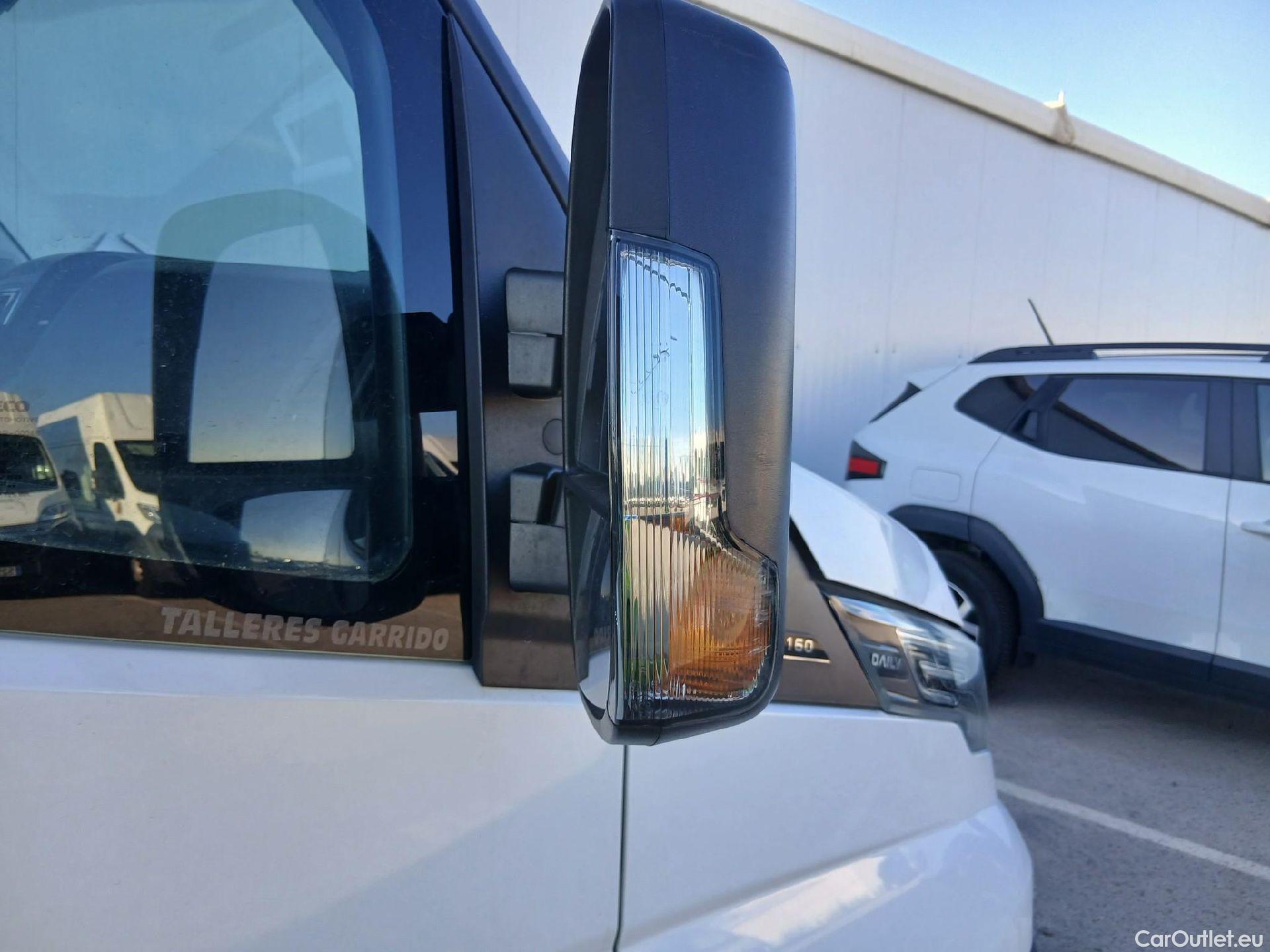  Iveco  Daily IVECO  / 2021 / 4P / furgón 2.3 TD 35S 16 A8 V 3520L/H2 12 M3 #63