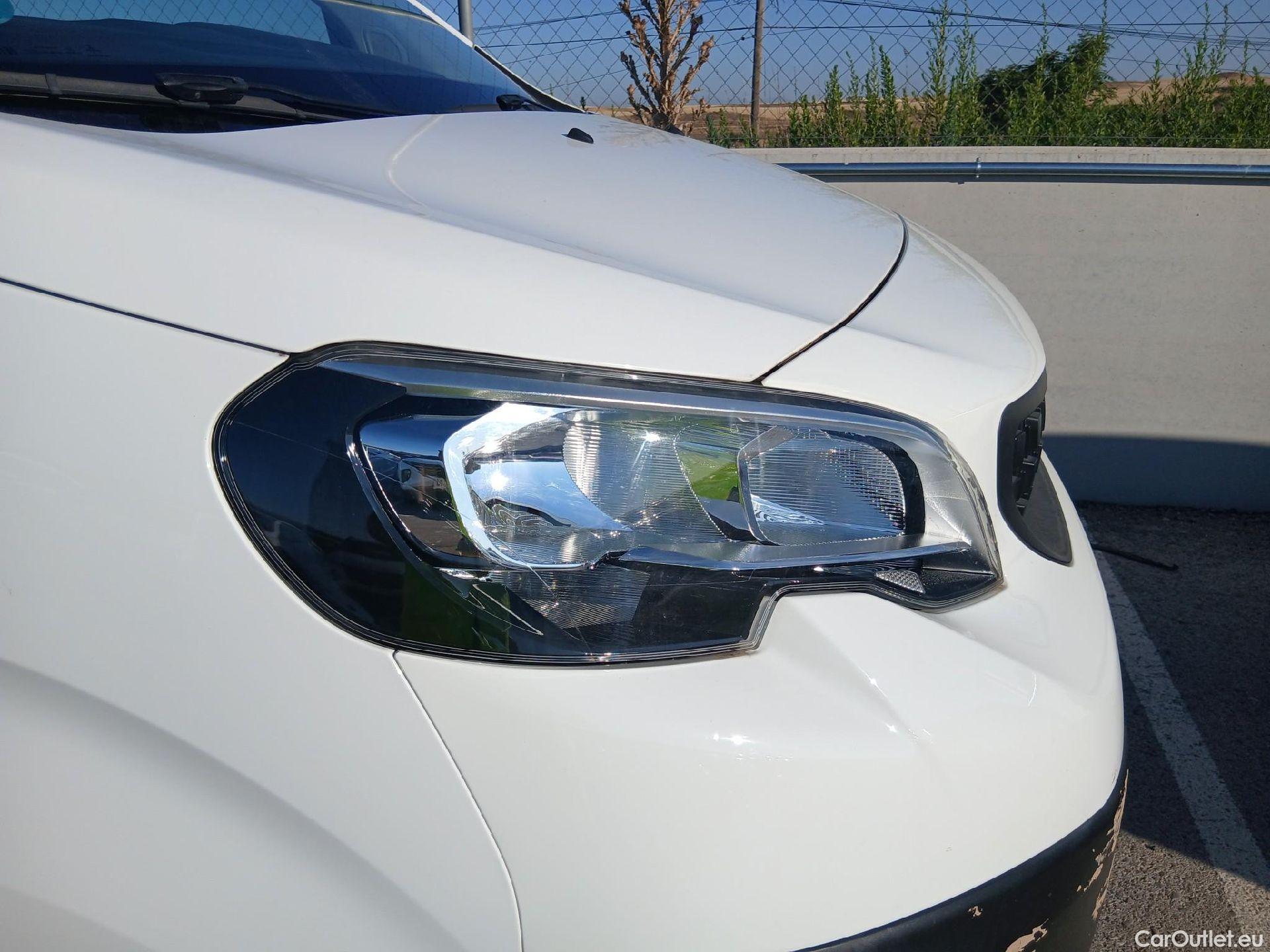  Peugeot  Expert PEUGEOT  / 2016 / 4P / furgón Furgón Premium 1.5 BlueHDi 100 Standard (AC) #33
