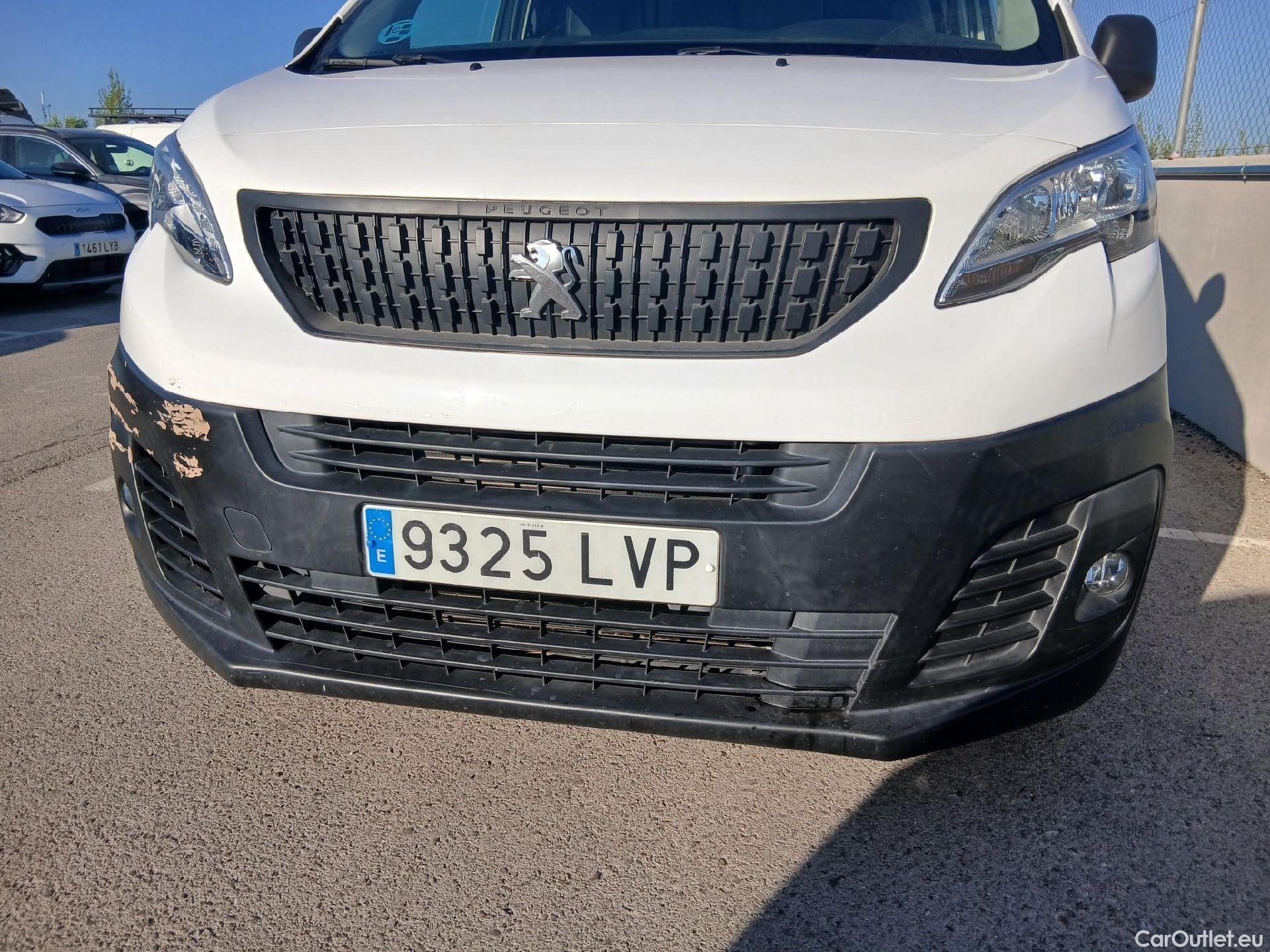  Peugeot  Expert PEUGEOT  / 2016 / 4P / furgón Furgón Premium 1.5 BlueHDi 100 Standard (AC) #3