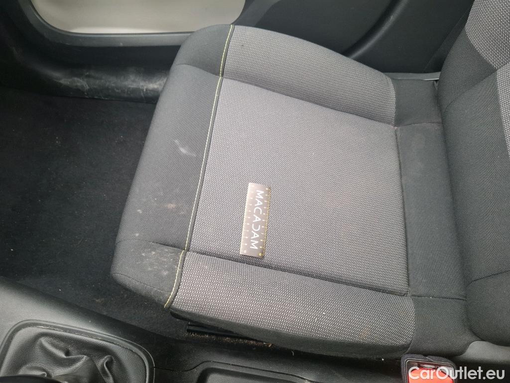  Citroen  C3  Société Feel Nav 1.5 BlueHDI 100CV BVM5 E6dT #8