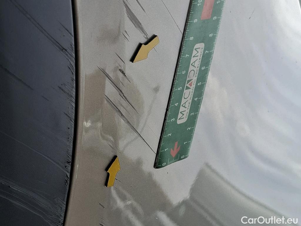  Citroen  DS3 3 Crossback Business 1.2 PureTech 130CV BVA8 E6d #2