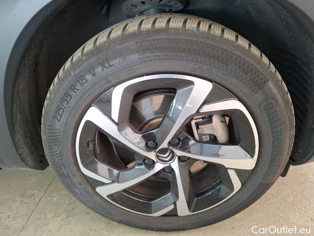  Citroen  C5 Aircross CITROEN  / 2018 / 5P / SUV Hybrid 225 ë-EAT8 C-Series(SP) #25