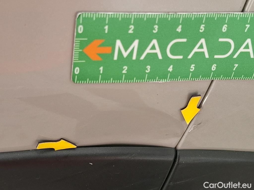  Citroen  C3  Feel 1.2 PureTech 80CV BVM5 E6d #2