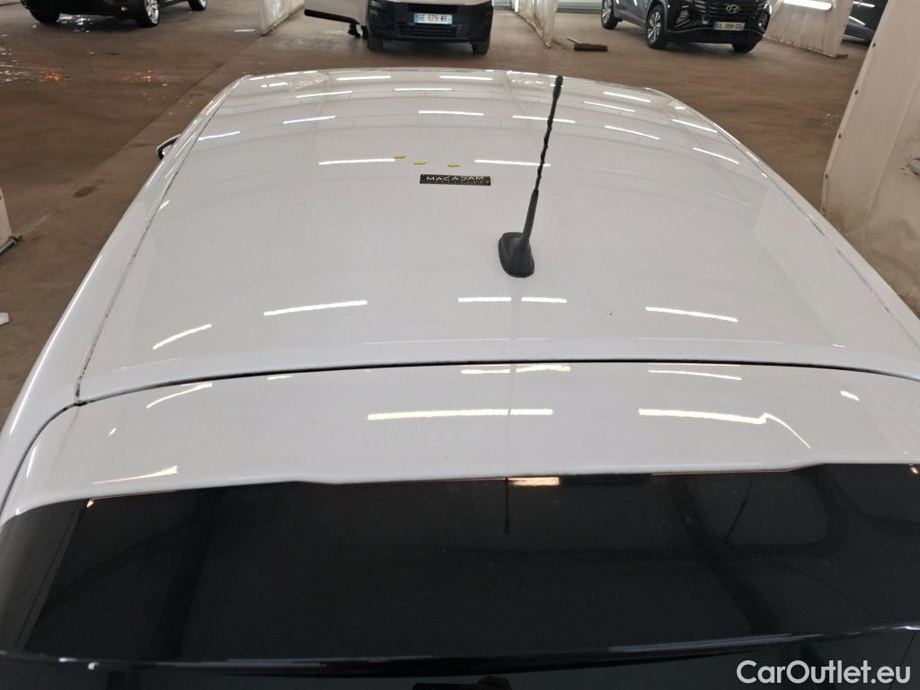  Peugeot  208  Allure Business 1.2 PureTech 100CV BVM6 E6d #38