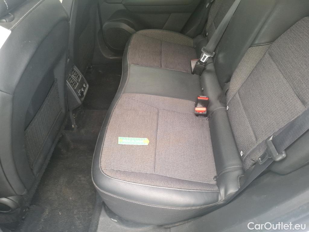  Renault  Captur RENAULT  / 2019 / 5P / SUV Intens E-TECH Plug-in 160 #43