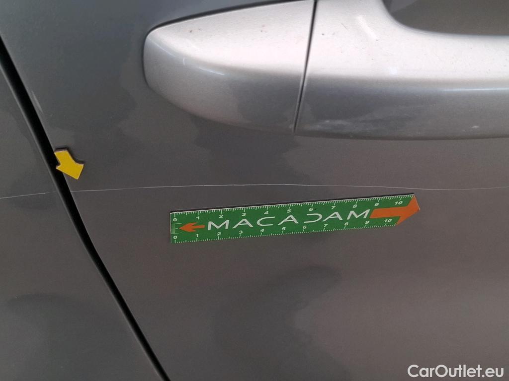  Renault  Captur RENAULT  / 2019 / 5P / SUV Intens E-TECH Plug-in 160 #10