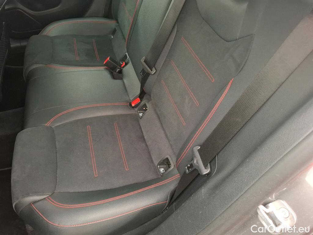  Mercedes  CLA-Klasse MERCEDES-BENZ CLA Coupe / 2019 / 4P / Coupé CLA 200 AMG Line BA7 #16