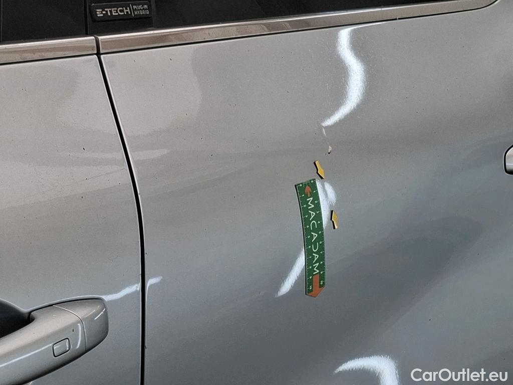  Renault  Captur RENAULT  / 2019 / 5P / SUV Intens E-TECH Plug-in 160 #41