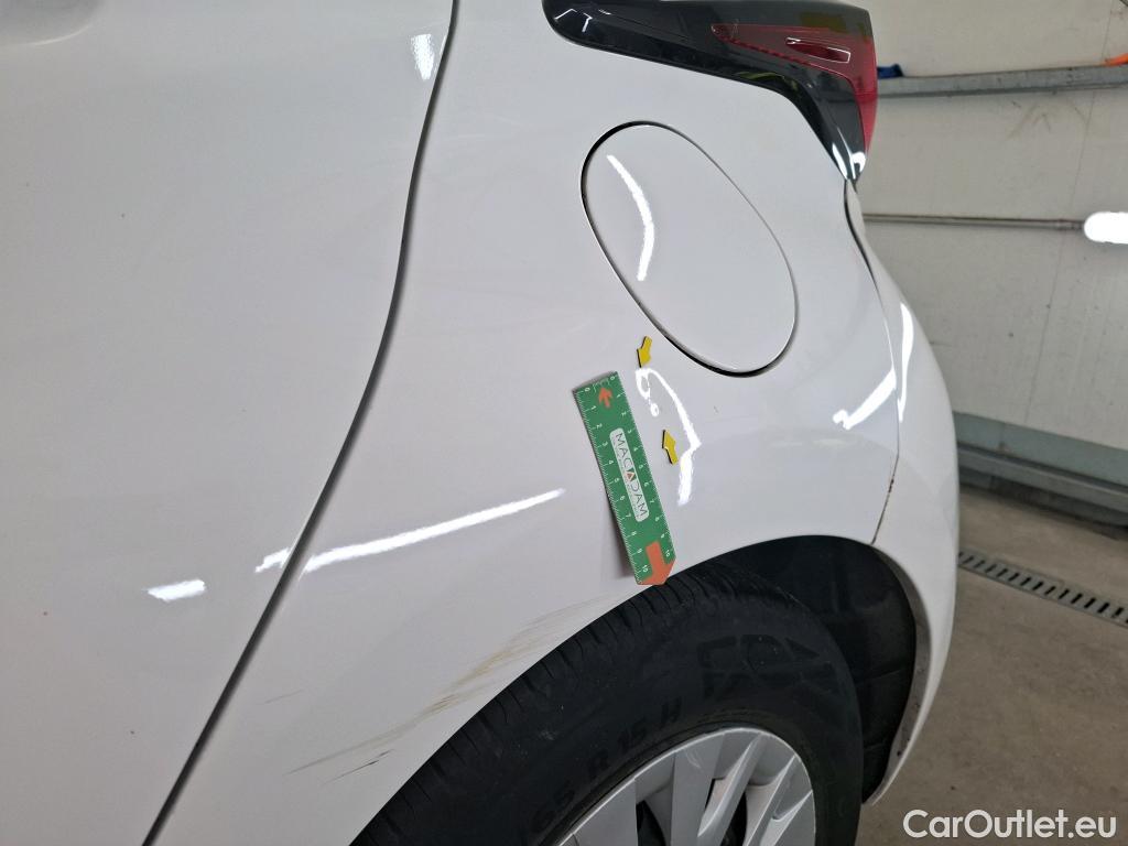  Toyota  Yaris TOYOTA  Hybride / 2019 / 5P / Berline Hybride 116h Dynamic Business Stage Acad #30