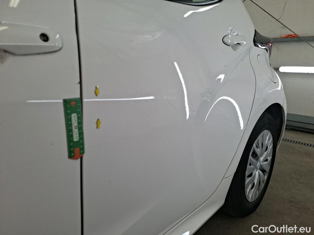  Toyota  Yaris TOYOTA  Hybride / 2019 / 5P / Berline Hybride 116h Dynamic Business Stage Acad #51