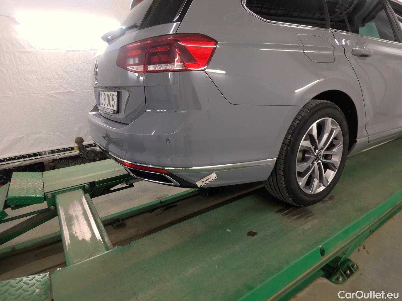  Volkswagen  Passat  Sp.Combi GTE #8