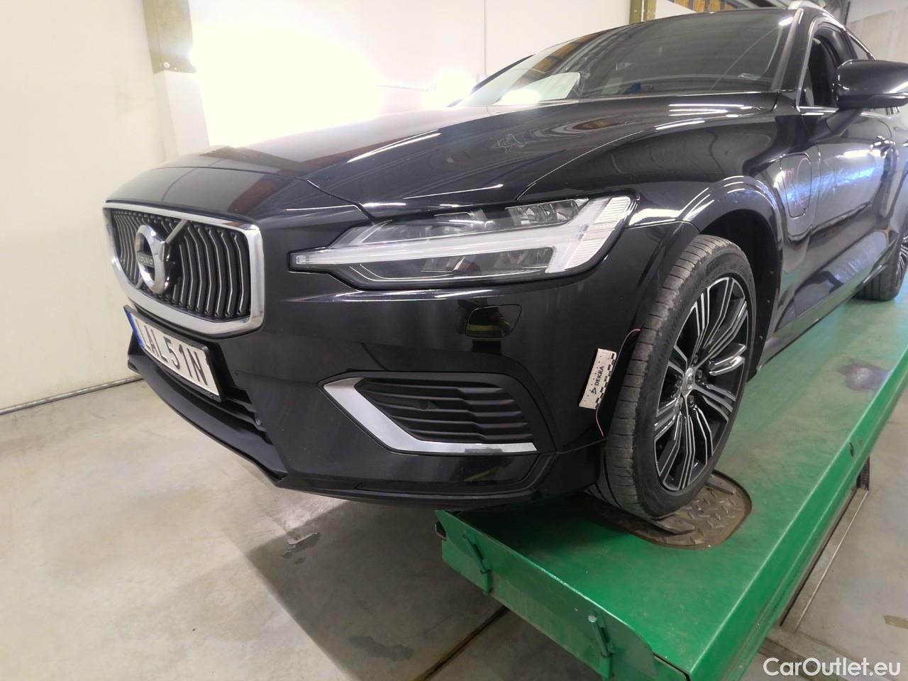  Volvo  V60  T6 350 Ins.Ex.Rec. AWD Aut #2