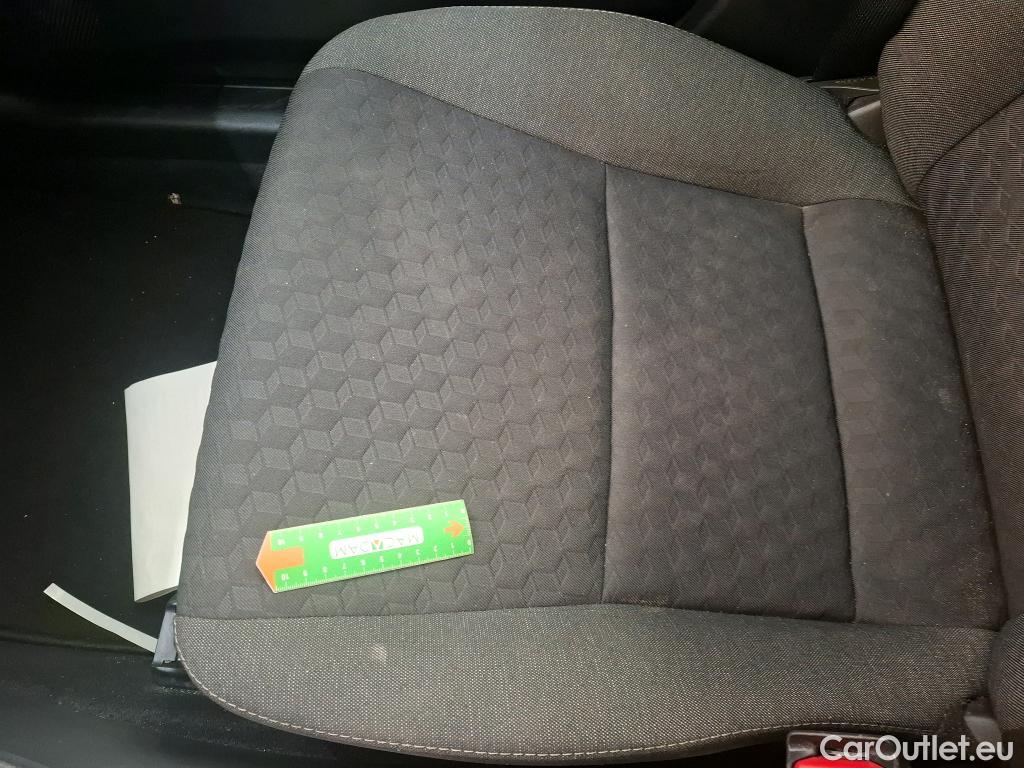  Toyota  Yaris TOYOTA  Hybride / 2019 / 5P / Berline Hybride 116h Dynamic Business Stage Acad #71