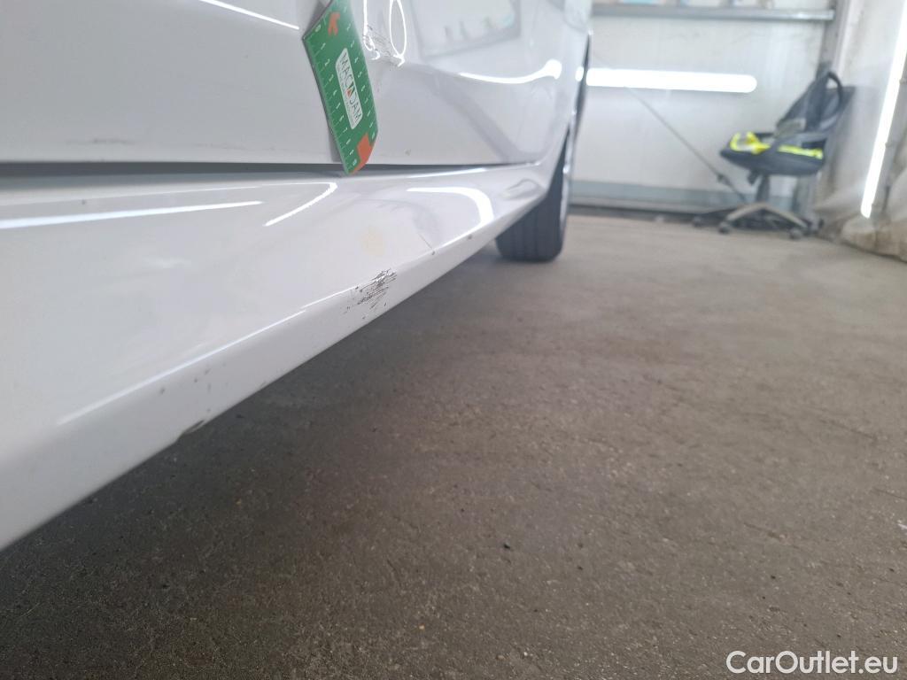  Toyota  Yaris TOYOTA  Hybride / 2019 / 5P / Berline Hybride 116h Dynamic Business Stage Acad #7