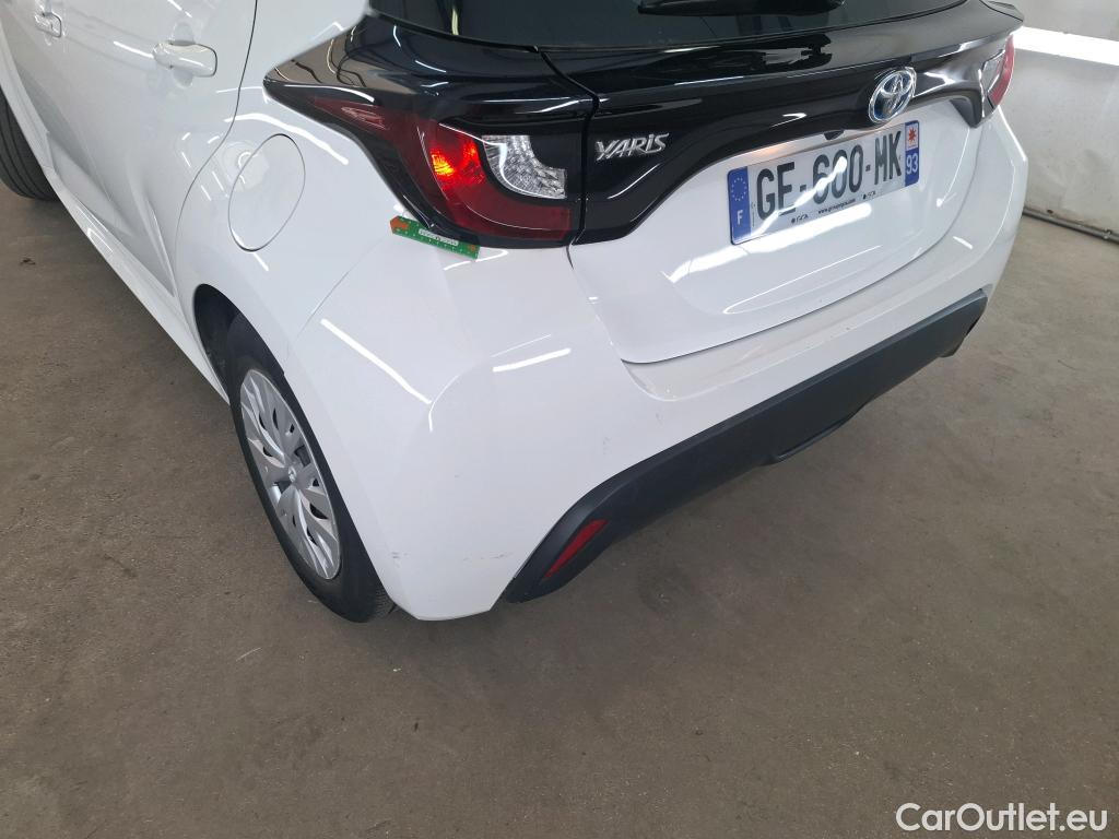  Toyota  Yaris TOYOTA  Hybride / 2019 / 5P / Berline Hybride 116h Dynamic Business Stage Acad #36
