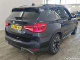 iX3