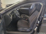  Volkswagen  Passat Volkswagen  2.0 TDI EVO 150 KM 6 biegów Essence 4d #11