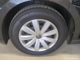  Volkswagen  Passat Volkswagen  2.0 TDI EVO 150 KM 6 biegów Essence 4d #12