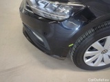  Volkswagen  Passat Volkswagen  2.0 TDI EVO 150 KM 6 biegów Essence 4d #24