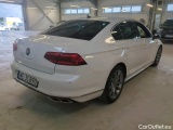  Volkswagen  Passat Volkswagen  2.0 TDI EVO 150 KM DSG Elegance 4d #2